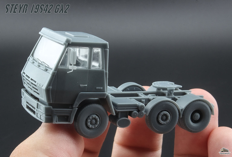 Steyr 19S42 6x2 Ciągnik Siodłowy - 1/72 (2)