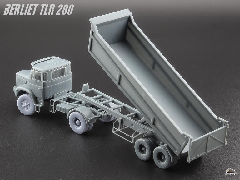 Berliet TLR-280 4x2 Ciągnik - 1/43 (4)